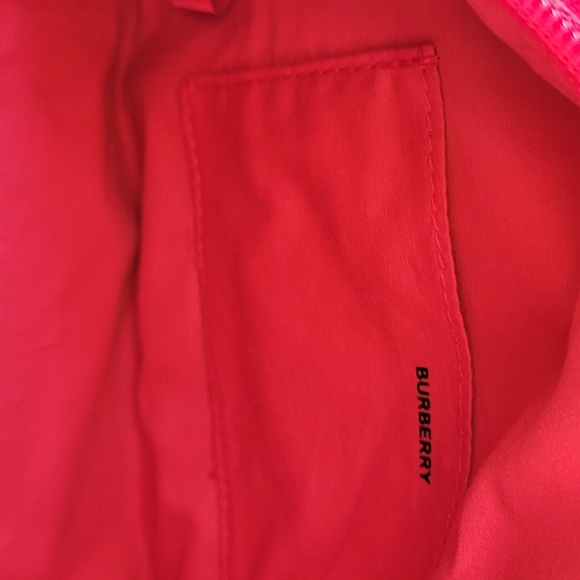 Burberry Pouch converted into to shoulder bag or cross body - Picture 6 of 16